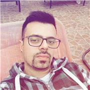 Laureato con lode in Archeologia e culture del mondo antico presso l'università di Bologna, fornisce lezioni ni di storia, storia dell'arte e archeologia